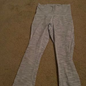 gray and white lululemons